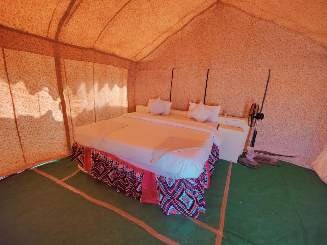 Om Luxury Resort Jaisalmer Quarto foto